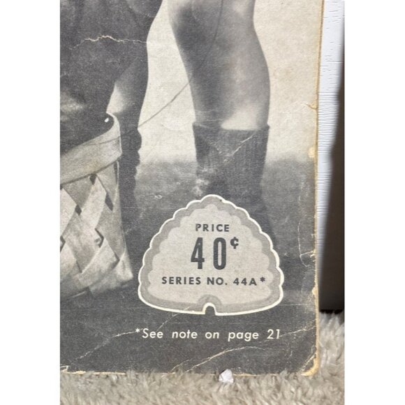 Vintage 1940s Beehive Knitting Pattern Book Two To Six Years - Picture 3 of 16